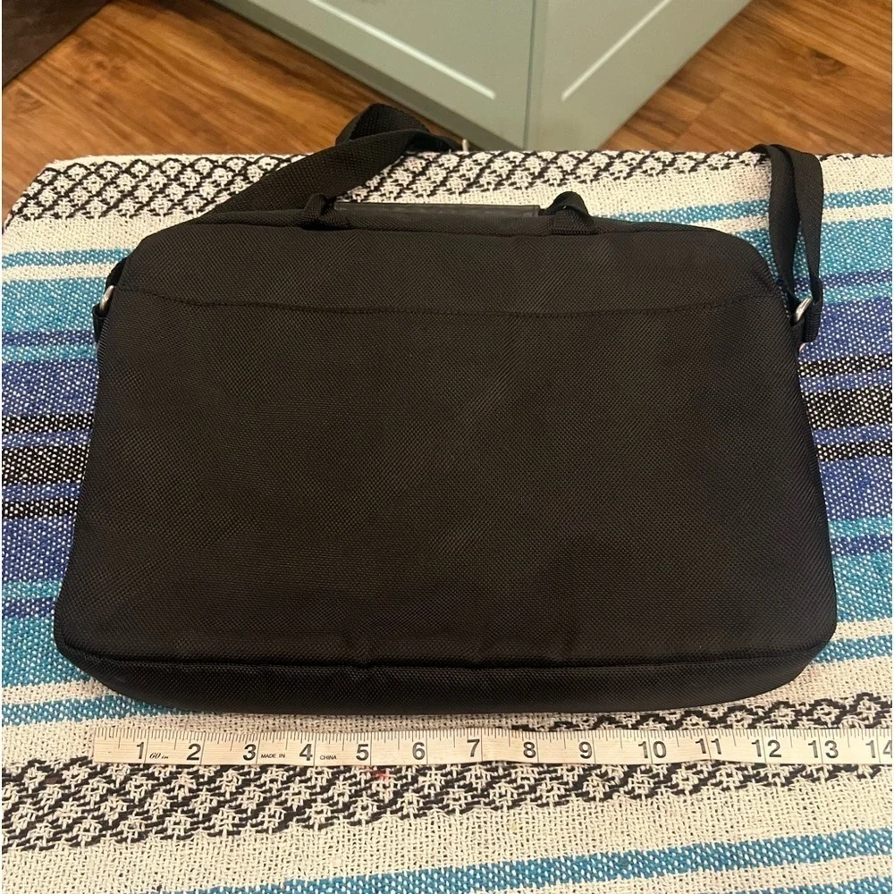 Samsonite laptop bag in GUC
